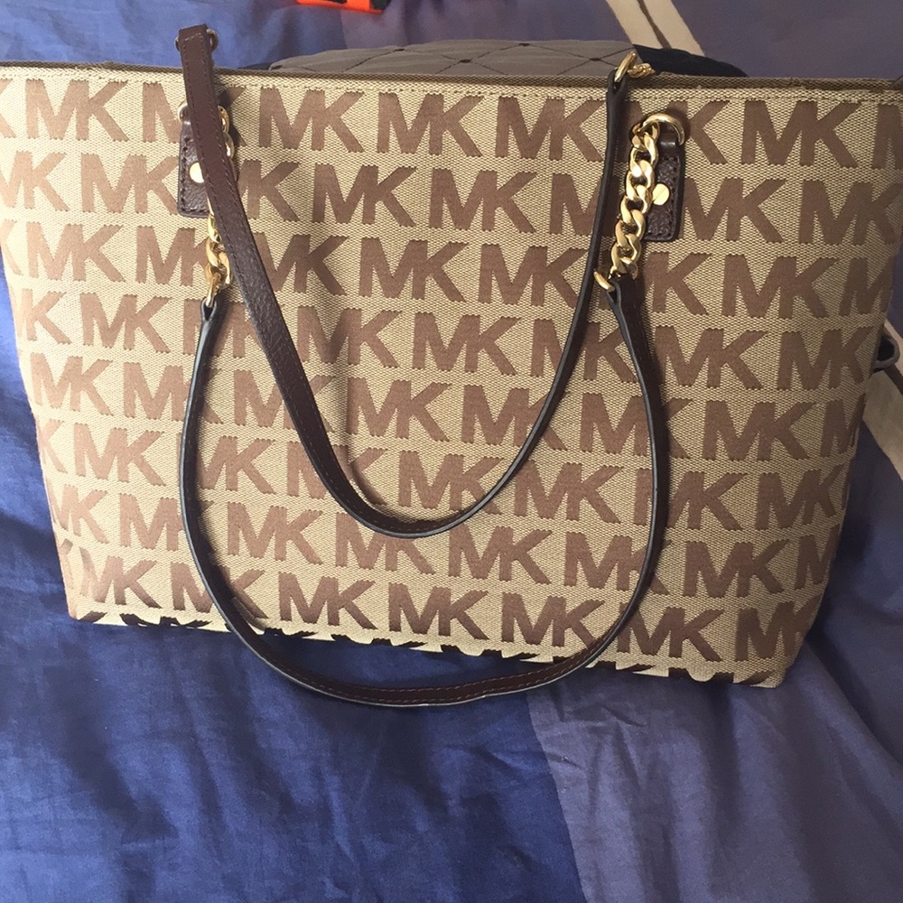 Michael Kors Jet Set Chain Monogram Tote